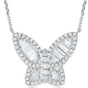 LARGE BUTTERFLY PENDANT ZIRCON STONES NECKLACE
